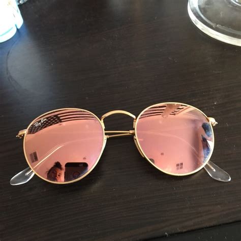 rose gold ray ban sunglasses.